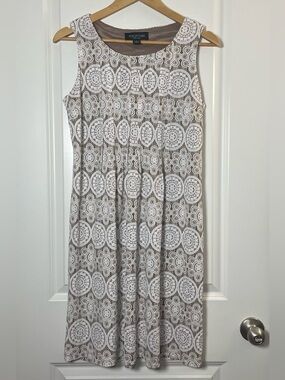 Perceptions NY Floral Textured Dress Beige Sleeveless A-Line Midi S